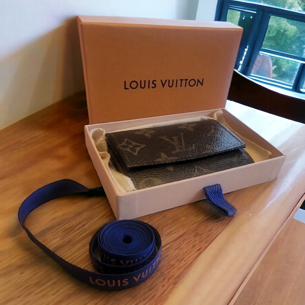 Louis‎ Vuitton VINTAGE Monosnap Wallet 💫 Full Inclusion: Box, Dustbag & Ribbon